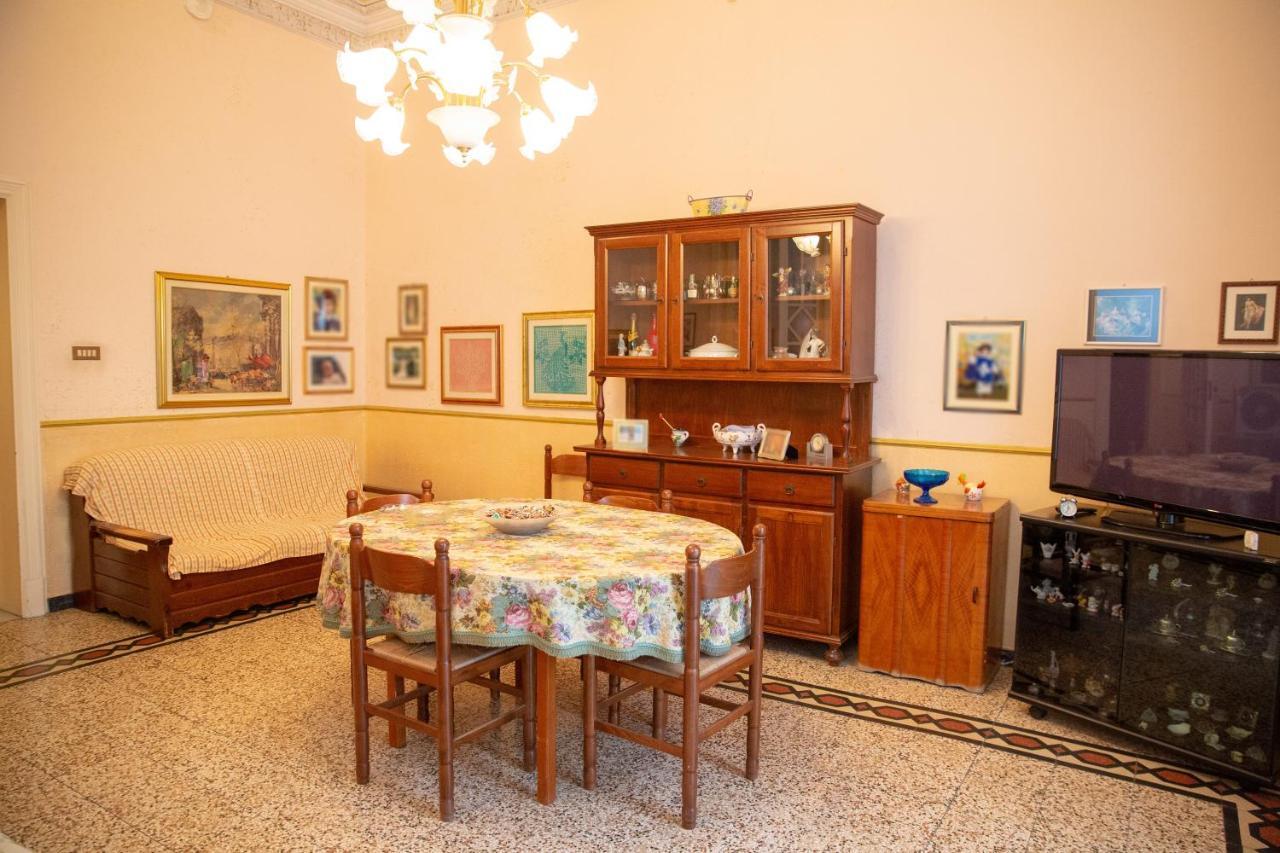 Ferienwohnung Rivivi Gli Anni '60 Catania Exterior foto